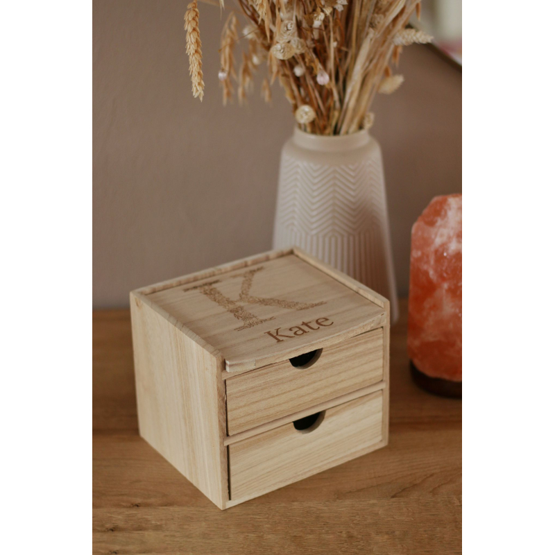 Sieraden/Make-up kistje met naam - "Kate"